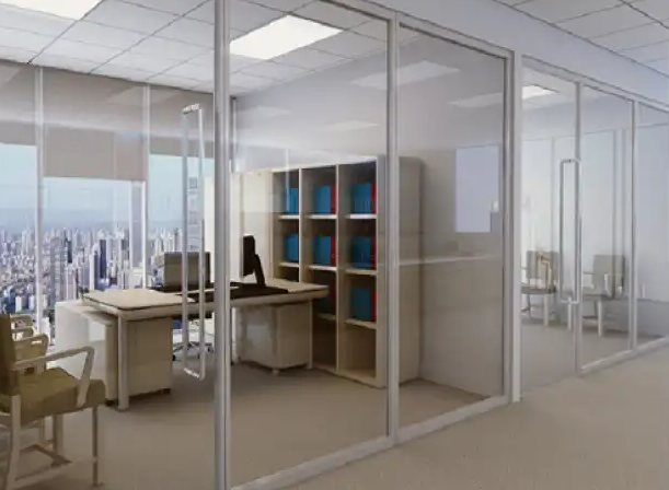 Tiết kiệm tiền khi lắp đặt vách ngăn kính cường lực cho văn phòng 