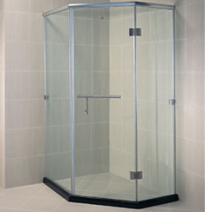 Vách Tắm Kính Cường Lực 135 Độ Tại Ba Đình 