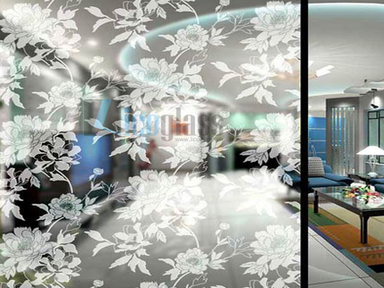 Không gian sang trọng với vách kính nghệ thuật