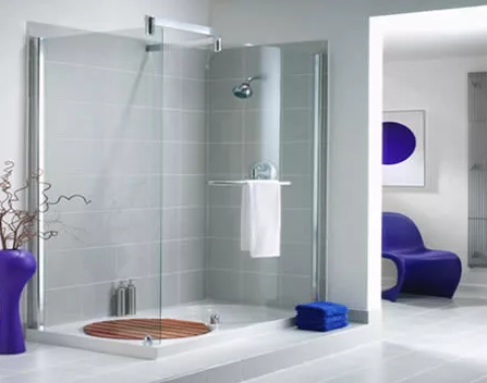 Những điều cần biết về vách tắm kính không khung