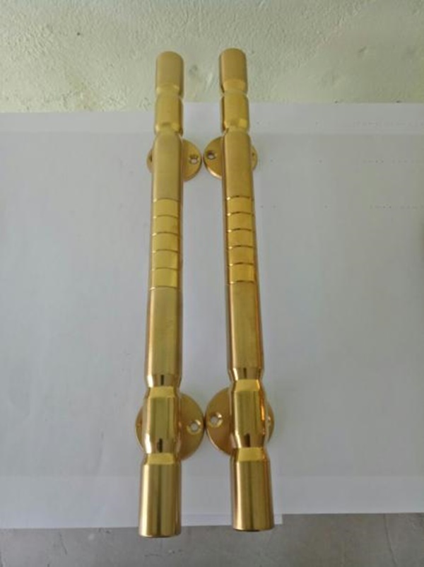 Tay nắm cửa kính mạ vàng