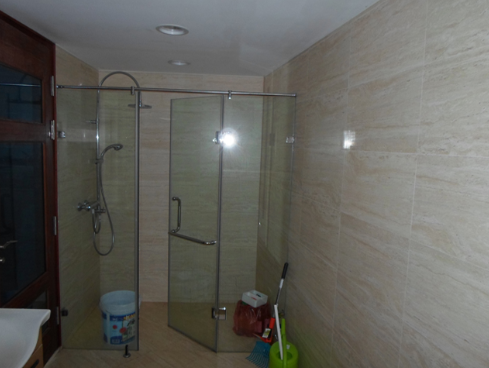 Vách Tắm Kính 180 Độ A Trọng Chung Cư Sunshine Garden 