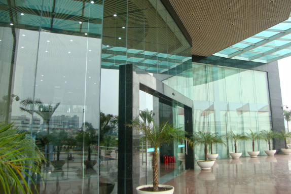 Cửa Kính Cường Lực Cửa Hàng  