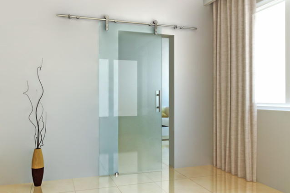 Cửa Kính Cường Lực Lùa ,Treo  Văn Phòng Của Công Ty ABATIC 1