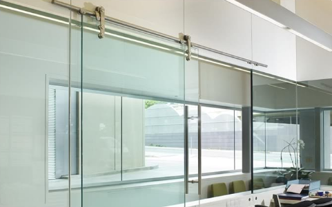 lắp đặt cửa kính lùa cường lực giá rẻ