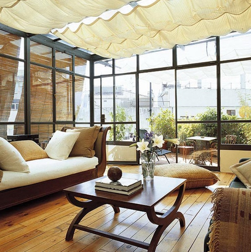 cua kinh phong khach