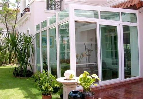 thiết kế cửa kính cường lực theo phong thủy