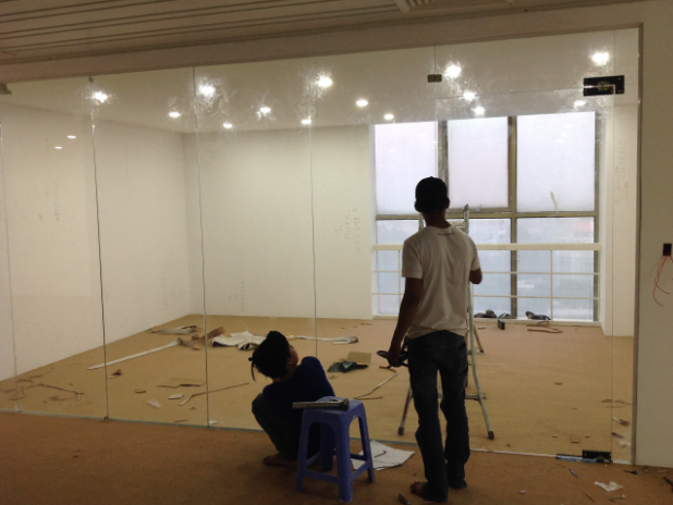 Kinh nghiệm làm vách tắm kính