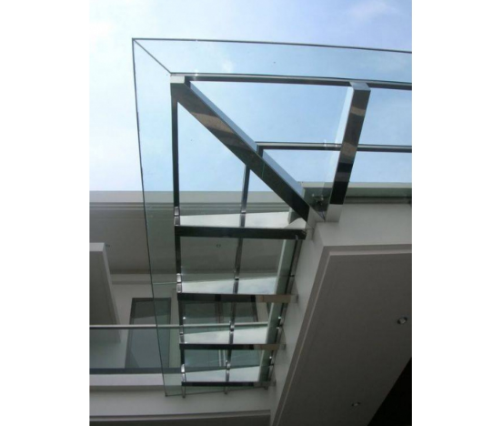 Mái kính cường lực đẹp 2