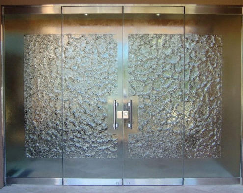 mau cua kinh cuong luc dep tai ha noi