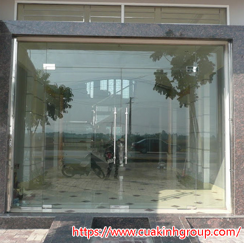 Thi công lắp đặt cửa kính cường lực tại Hà Nam giá tốt