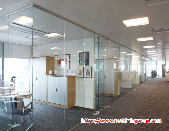 Đơn vị chuyên thiết kế và lắp đặt vách ngăn kính cường lực tại Tây Ninh