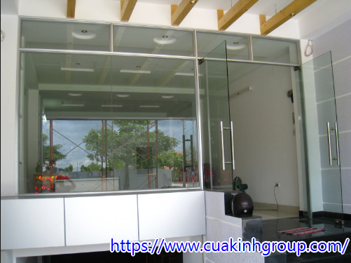 Nhận thi công cửa kính cường lực tại Kon Tum