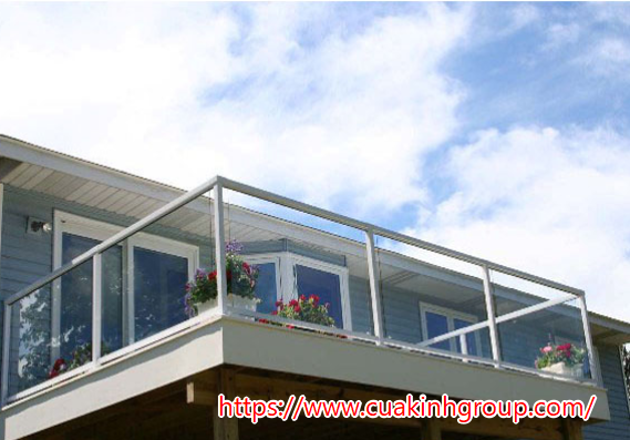 Báo giá lắp đặt lan can kính cường lực uy tín tại Bắc Giang