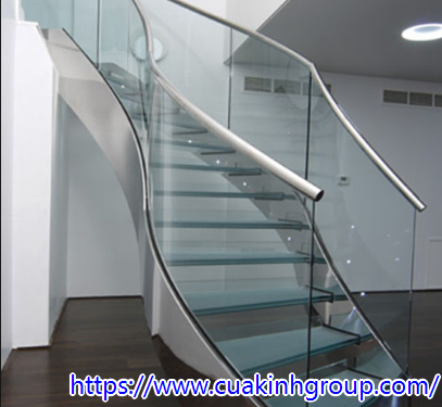 Nhận thi công giá tốt cầu thang kính cường lực tại Lai Châu