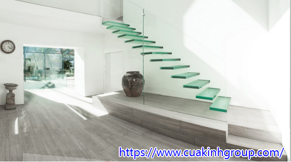 Báo giá thi công cầu thang kính cường lực tại Bắc Kạn
