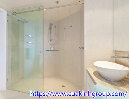 Đơn vị lắp đặt vách ngăn phòng tắm kính giá tốt tại Phú Thọ