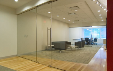 Cửa Kính Cường Lực Bản Lề Sàn Cho Cửa Hàng