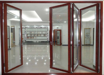 Cửa Kính Thủy Lực Khung Gỗ Cửa Hàng