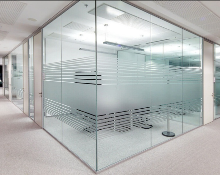 Báo Giá Thi Công Vách Kính Cường Lực Tại Quận Hai Bà Trưng Hà Nội