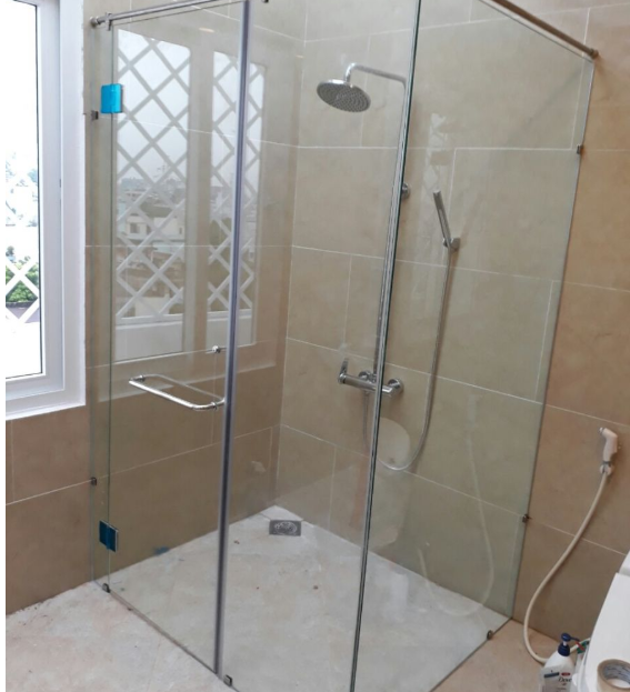 Báo Giá Thi Công Vách Tắm Kính Tại Thạch Thất Hà Nội