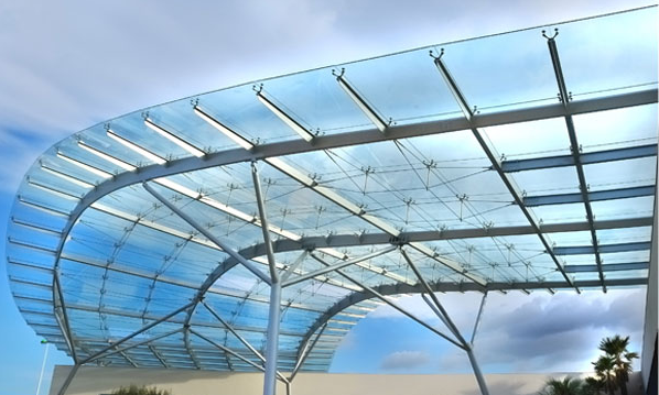 Mái che kính - Thiết kế phù hợp cảnh quan ngoại thất ngôi nhà đẹp