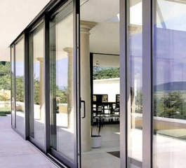 Mẫu cửa kính cường lực khung sắt sơn tĩnh điện