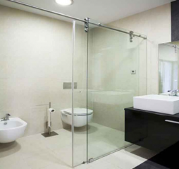 Vách tắm kính cửa trượt chung cư Hà Đô