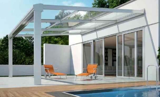 Che mưa, che gió và hứng trọn ánh nắng mặt trời với mái hiên kính