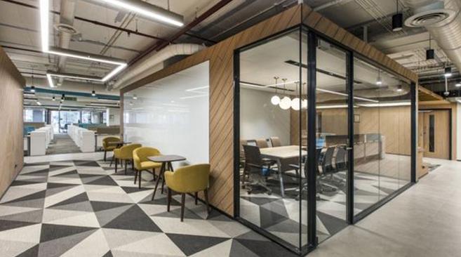 Ngôi nhà đẹp với nhiều ưu điểm đến từ kính cường lực - Tín Thành