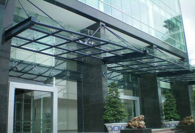 Mái kính kết hợp khung sắt