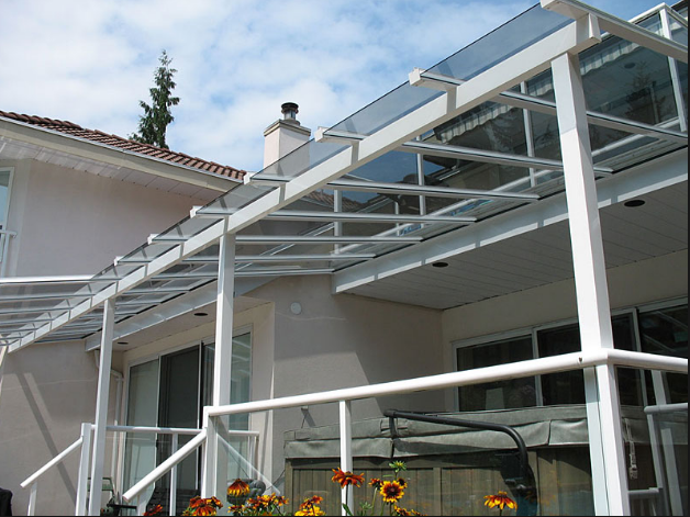 Mái kính kết hợp khung sắt 3