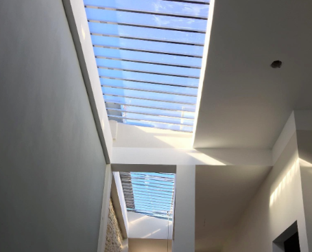 Mái Kính Lấy Sáng Giếng Trời - Mái Kính Hiện Đại Tại Hà Nội 3