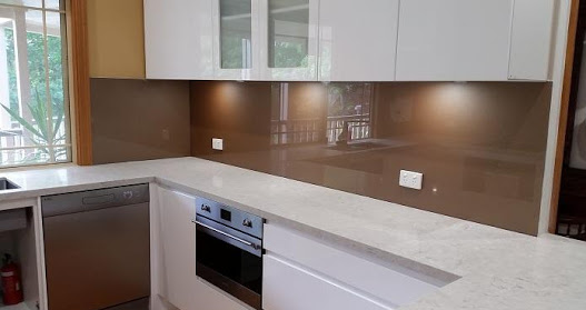 Kính Ốp Bếp Màu Nâu Cafe 1