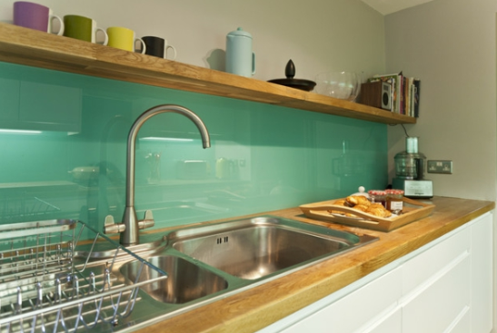 Kính Ốp Bếp Màu Xanh Ngọc