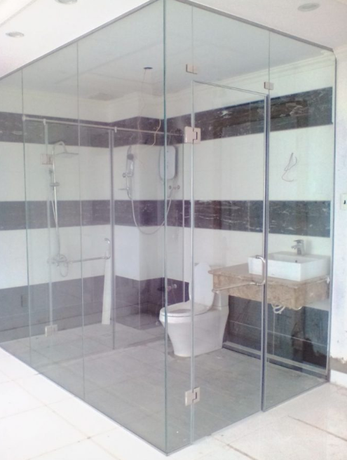 lắp đặt phòng tắm kính nhanh chóng
