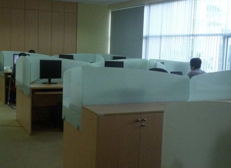 Vách ngăn bàn làm việc